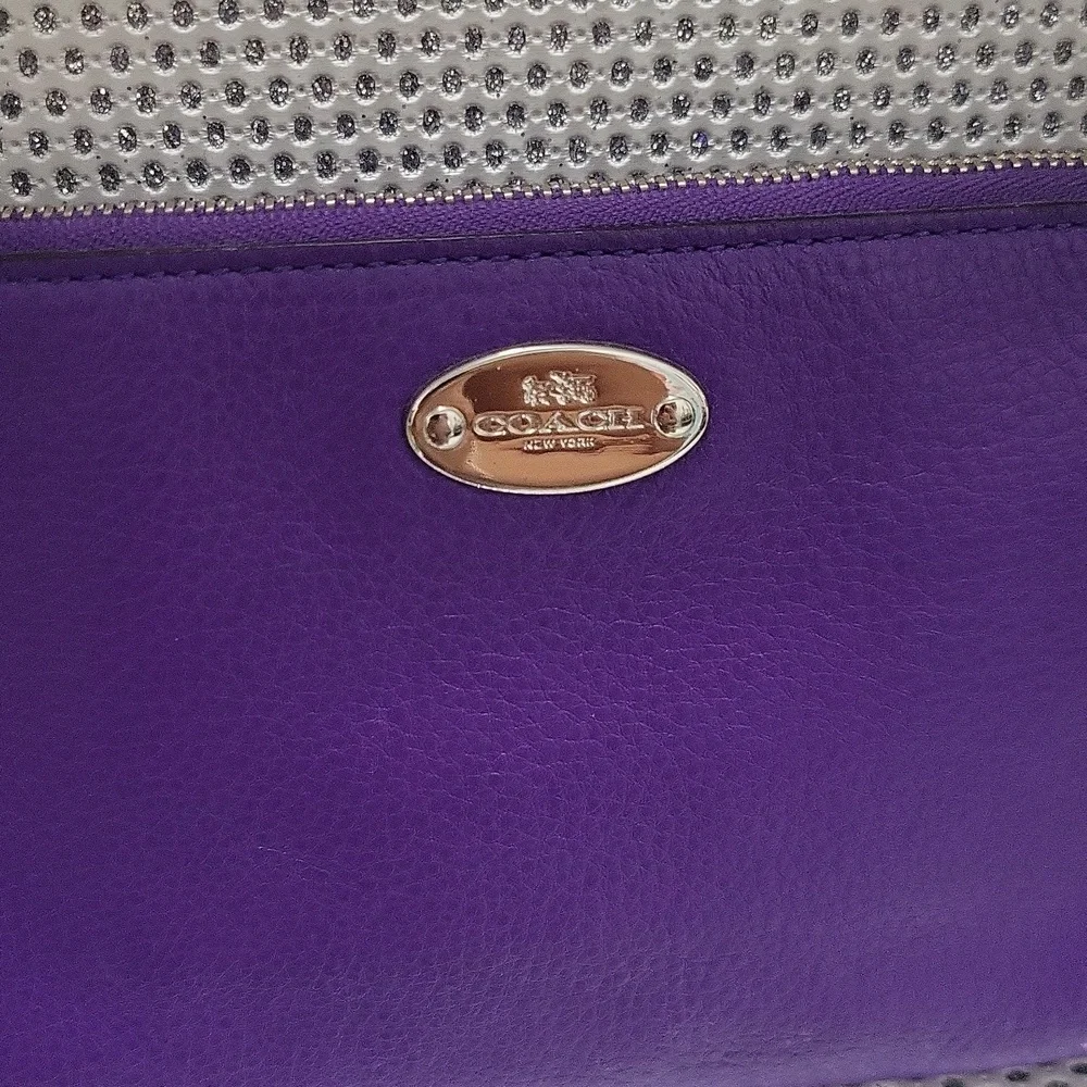 Authentic Coach bag - Picture 2 of 5